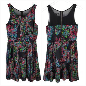 Broadway & Broome Silk Dress Women's Size 2 Abstract Colorful Print Pleated
